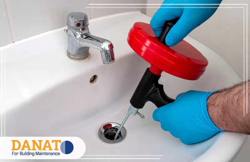 معالجة انسداد مجاري المطبخ في العين 0545248958 شركة دانات اللؤلؤ نوفر حلولاً متكاملة لصيانة المباني، مع تركيز خاص على القضاء التام على الروائح الكريهة وتعقيم أنظمة التكييف والتهوية، لضمان بيئة داخلية نظيفة وصحية ومنعشة.